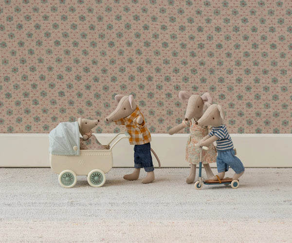 Pram with Baby Mouse - Mint - Linzis