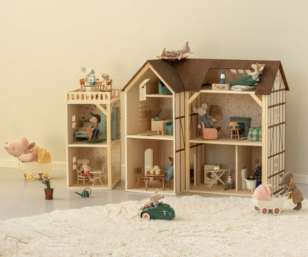 Wallpaper, Mouse hole Farmhouse - Annexd