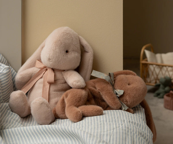 Sleeping bunny plush, Small - Soft brown - Linzis