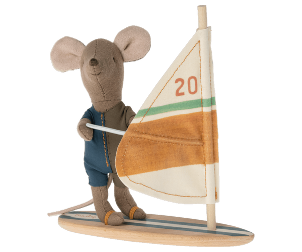 Beach Mice, Surfer Little Brother - Linzis