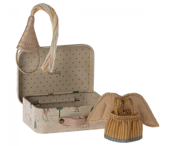 Fairy clothes in suitcase, Little sister mouse - Linzis