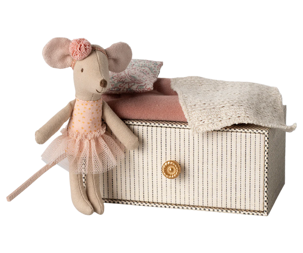 Dance Mouse in Daybed, Little Sister New - Linzis