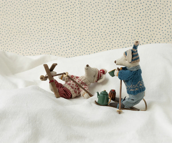 Winter mouse with ski set, Mum - Red - Linzis
