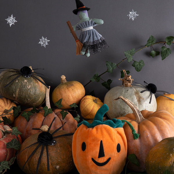 Pumpkin Witch Mini Doll - Linzis