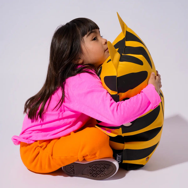 Tiga - Super Inflatable Pillow - Linzis