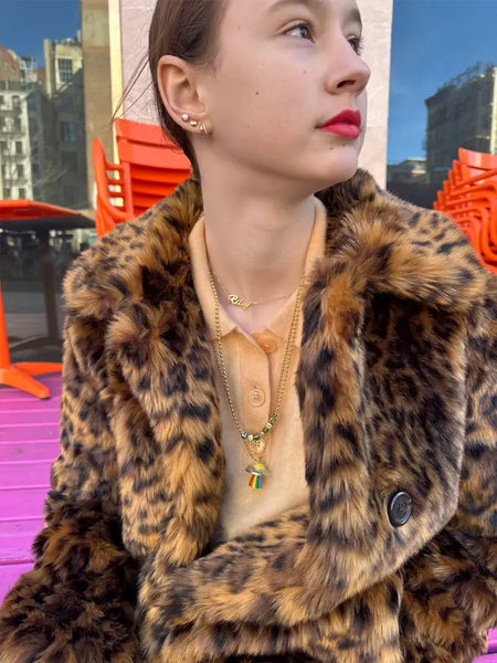 Glow in the Dark Ufo Necklace - Linzis