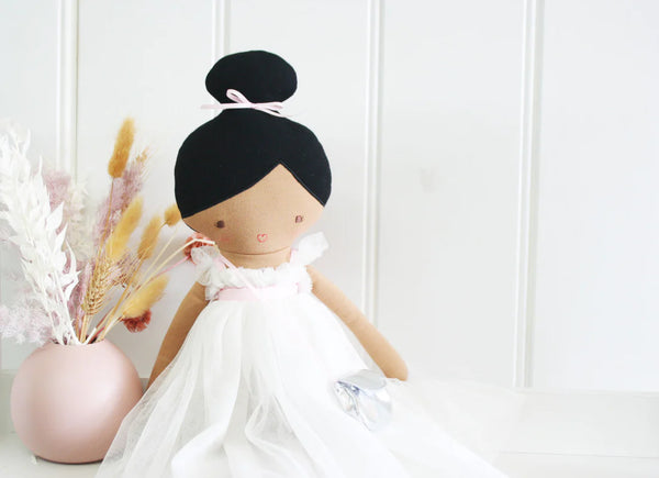 Charlotte Doll 48cm Ivory - Linzis