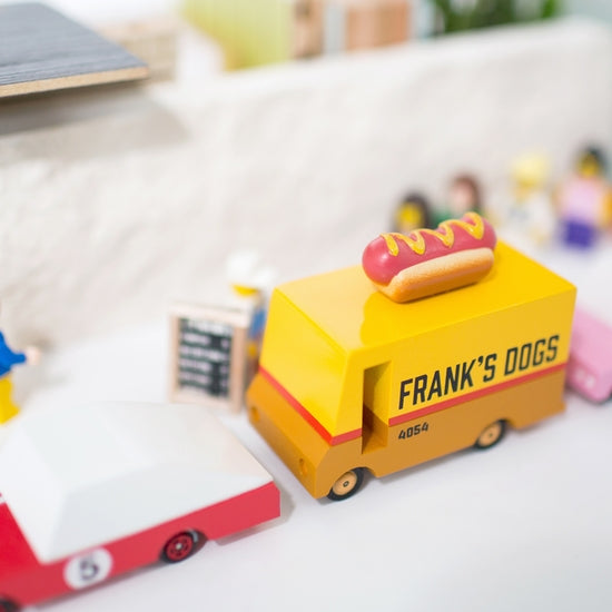 Hot Dog Van - Linzis